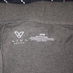 Livi active size 26/28 work out pants.  Ankle length.